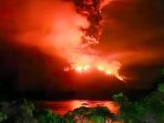 erupsi-eksplosif-yang-terjadi-pukul-0038-wita-pada-gunung-ruang-di-kabupaten-sitaro-sulawesi-utara-rabu-1742024-antaraho-pvmbg_169